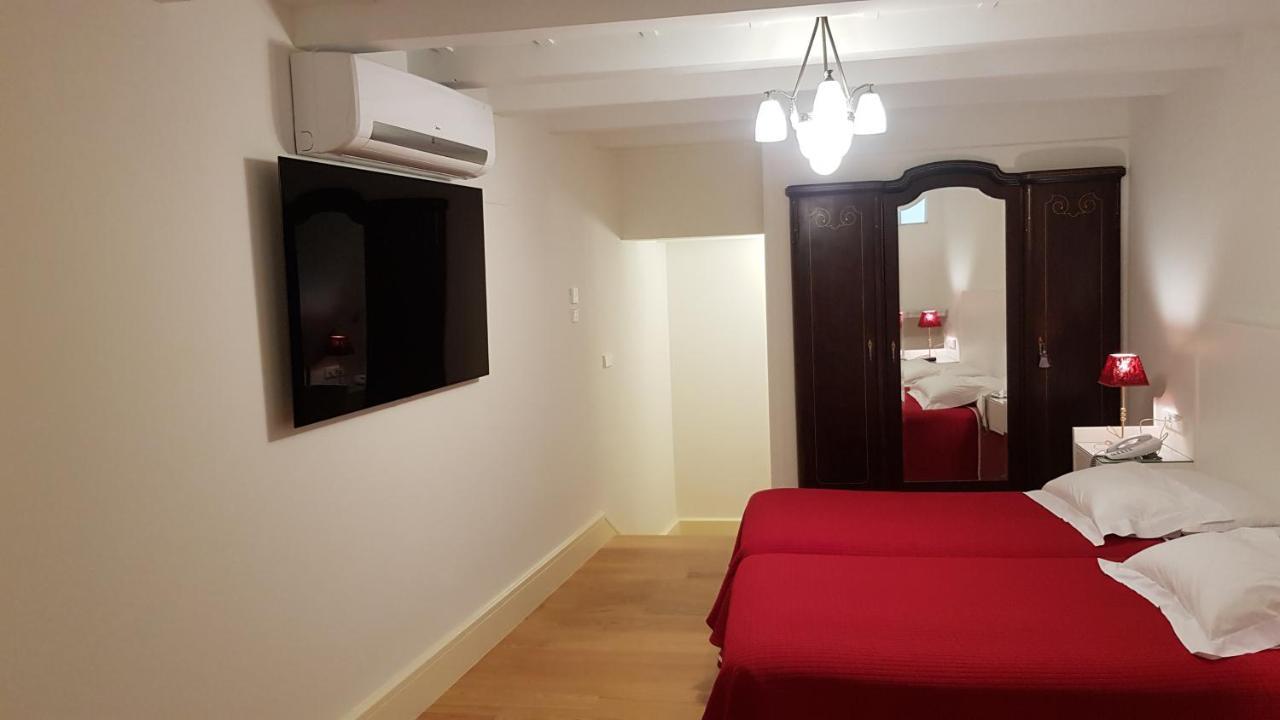 Hotel Monumento Pazo De Orban ลูโก ภายนอก รูปภาพ